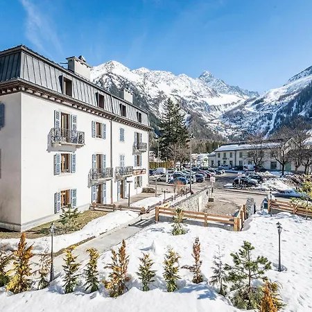Le Globe Argentiere - By Emerald * Chamonix
